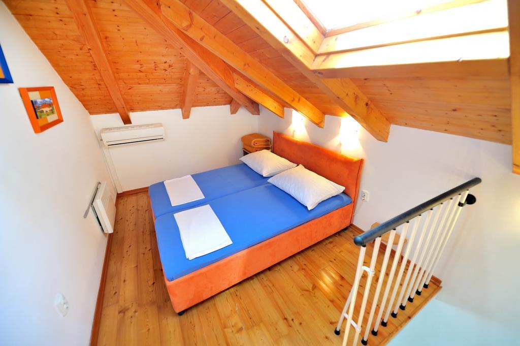 Charming Center Apartment Split Quarto foto
